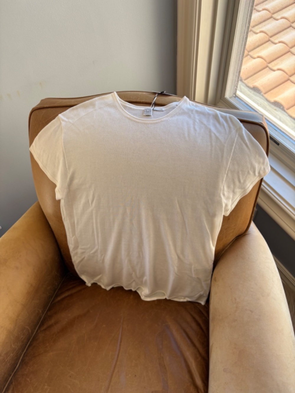 Toteme Silk Ecru Tee Medium, Brand New with Tags - Picture 6 of 13